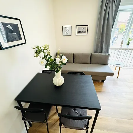 Aday - Lollandsgade * Ålborg