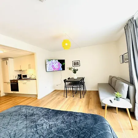 Aday - Lollandsgade *