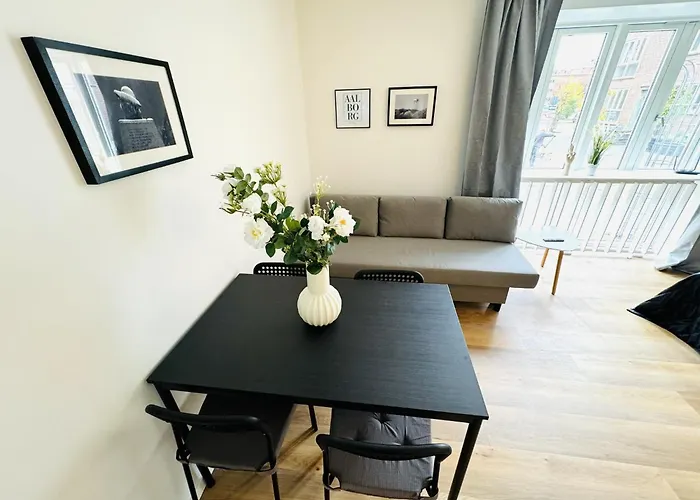 Aday - Lollandsgade * Aalborg